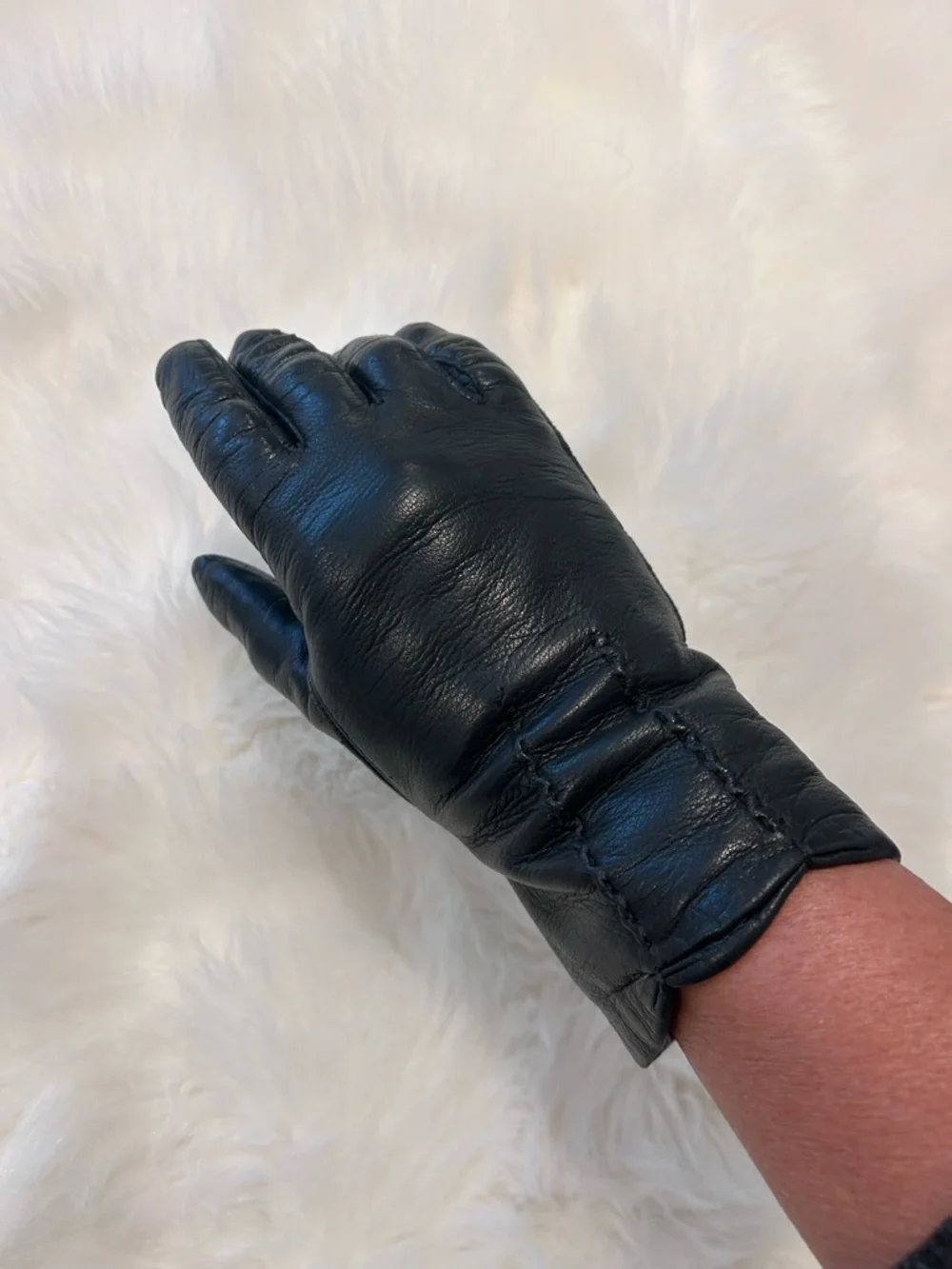 Italian vintage leather gloves with rabbit fur lining